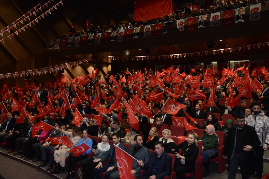 Balıkesir MHP belediye başkan adaylarını tanıttı