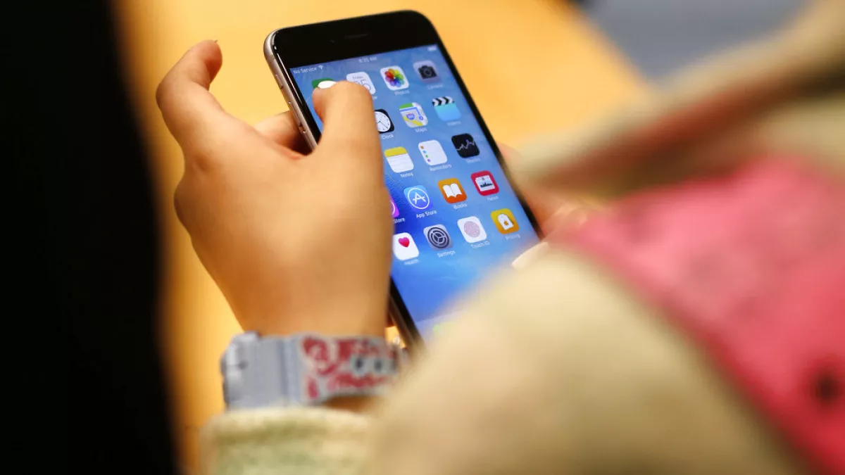 Okullarda akıllı telefon ve tablet yasaklanacak