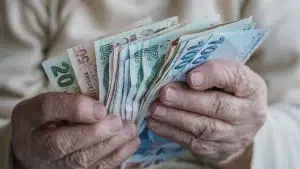 ‘Emekli maaşlarında refah payı kesintisi yapılacak’ iddiası!
