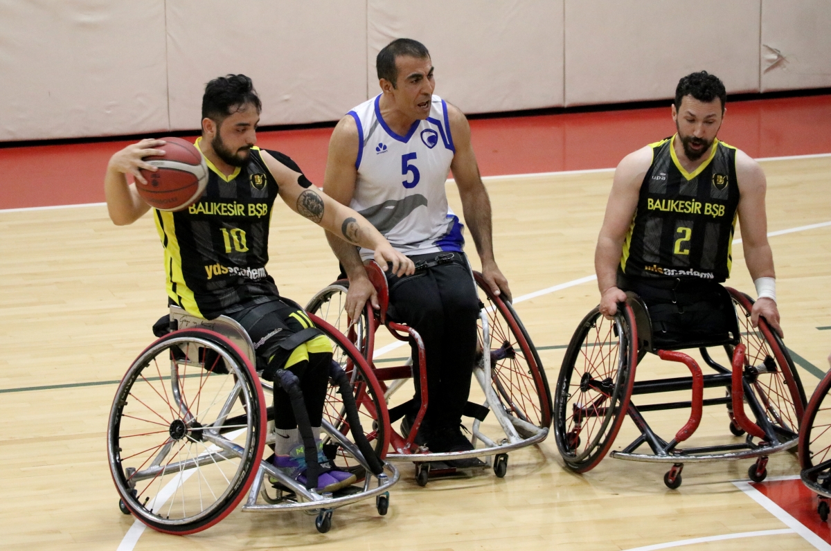 Balıkesir Büyükşehir Belediyespor, Tekerlekli Sandalye Basketbol Süper Ligi'nde Karabük'e yenildi