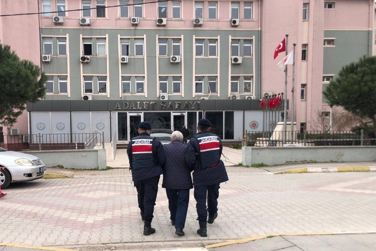 Balıkesir'de firari FETÖ hükümlüsü yakalandı