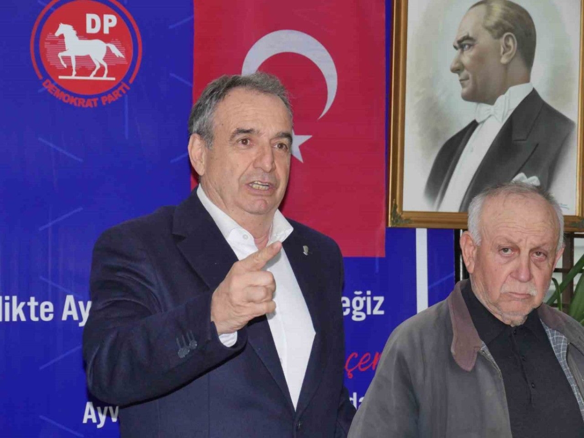 Ayvalık'ta CHP'den aday gösterilmeyen Rahmi Gençer, soluğu Demokrat Parti'de aldı!