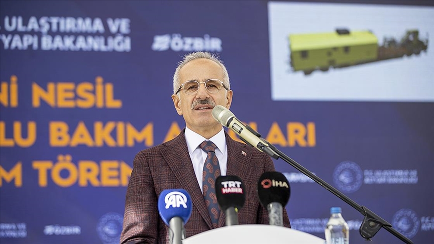 Bakan Uraloğlu açıkladı: ''52 şehre hızlı tren hizmeti''