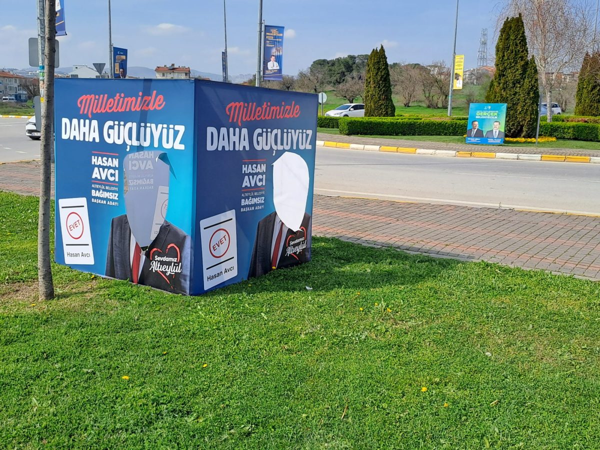 Hasan Avcı, parçalanan afişleri hakkında konuştu: ''Milletimizin gönlünden bizi kesip atamazsınız''