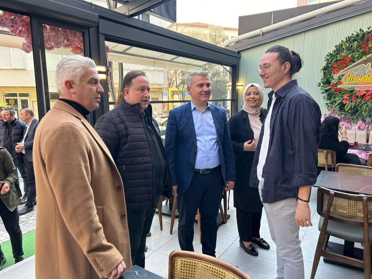 Mustafa Canbey, Dinçer Orkan'ın çarşı ziyaretlerine katıldı