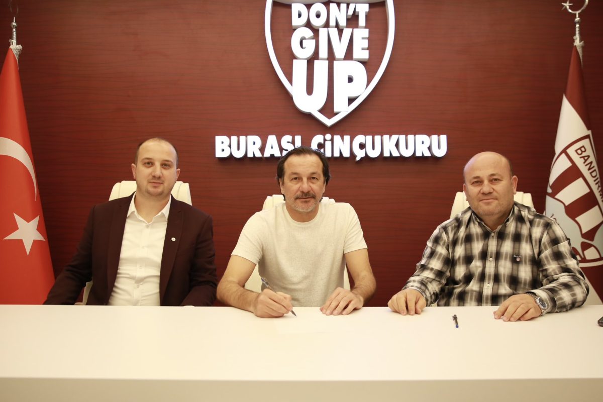 Bandırmaspor Teknik Direktörlük görevi için Yusuf Şimşek ile anlaştı!