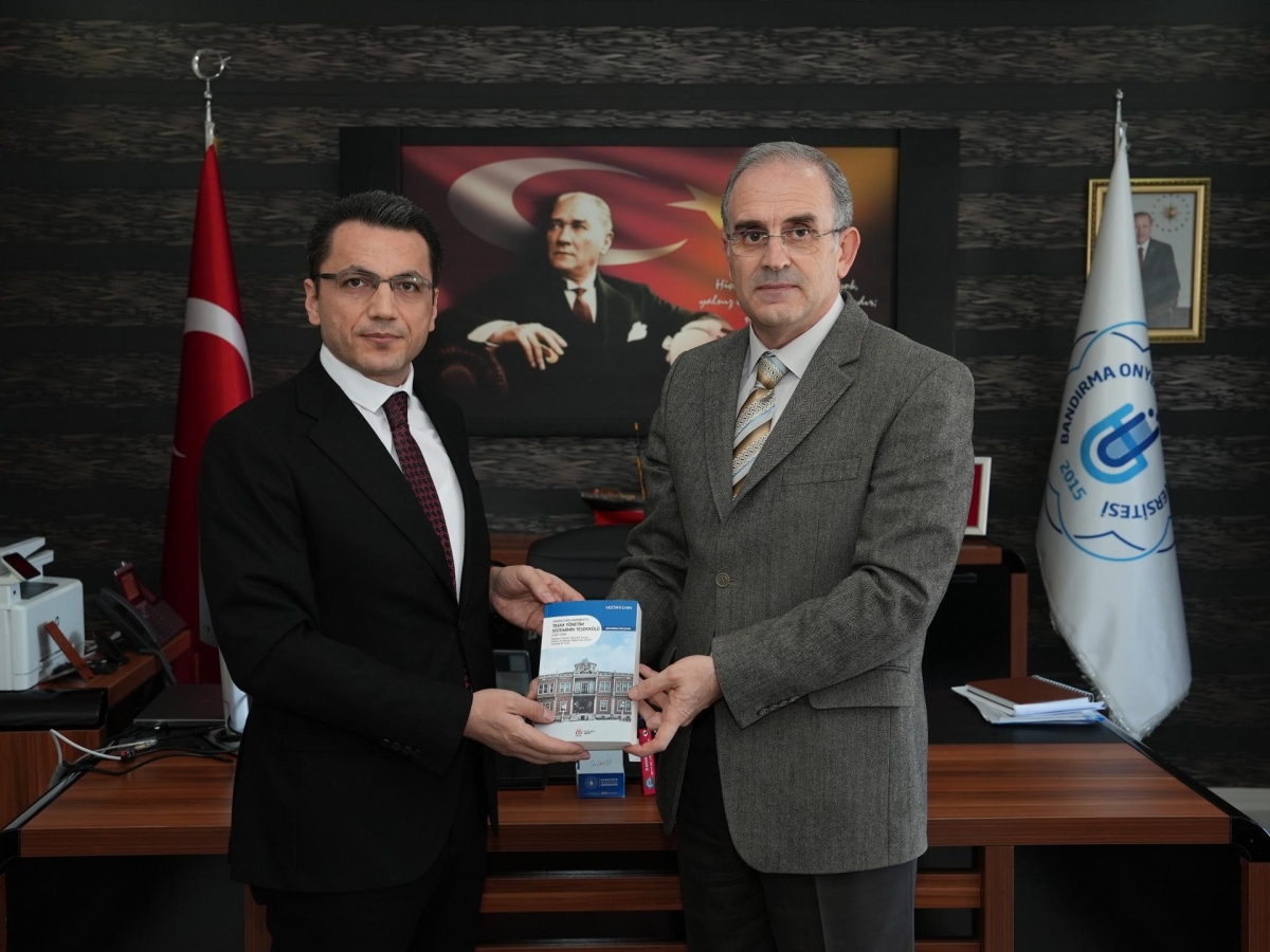 Vali Yardımcısı Mustafa İlhan'dan BANÜ Rektörü İsmail Boz'a hayırlı olsun ziyareti