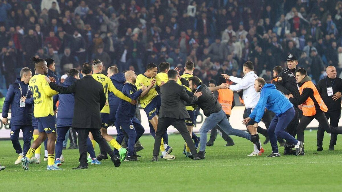 Fenerbahçe'den Bakan Tunç'un açıklamalarına sert yanıt!