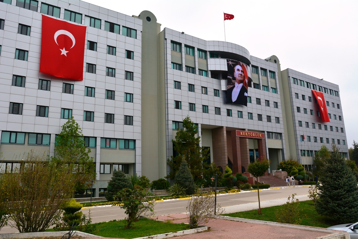 Nitelikli işgücüne Balıkesir Üniversitesinden büyük destek!