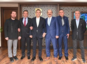 İvrindi Belediye Başkanı seçilen Önder Lapanta'dan Ahmet Akın'a 'hayırlı olsun' ziyareti