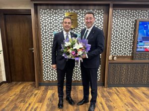 Önceki dönem Bandırma Belediye Başkanı Tolga Tosun'dan Ahmet Akın'a ziyaret