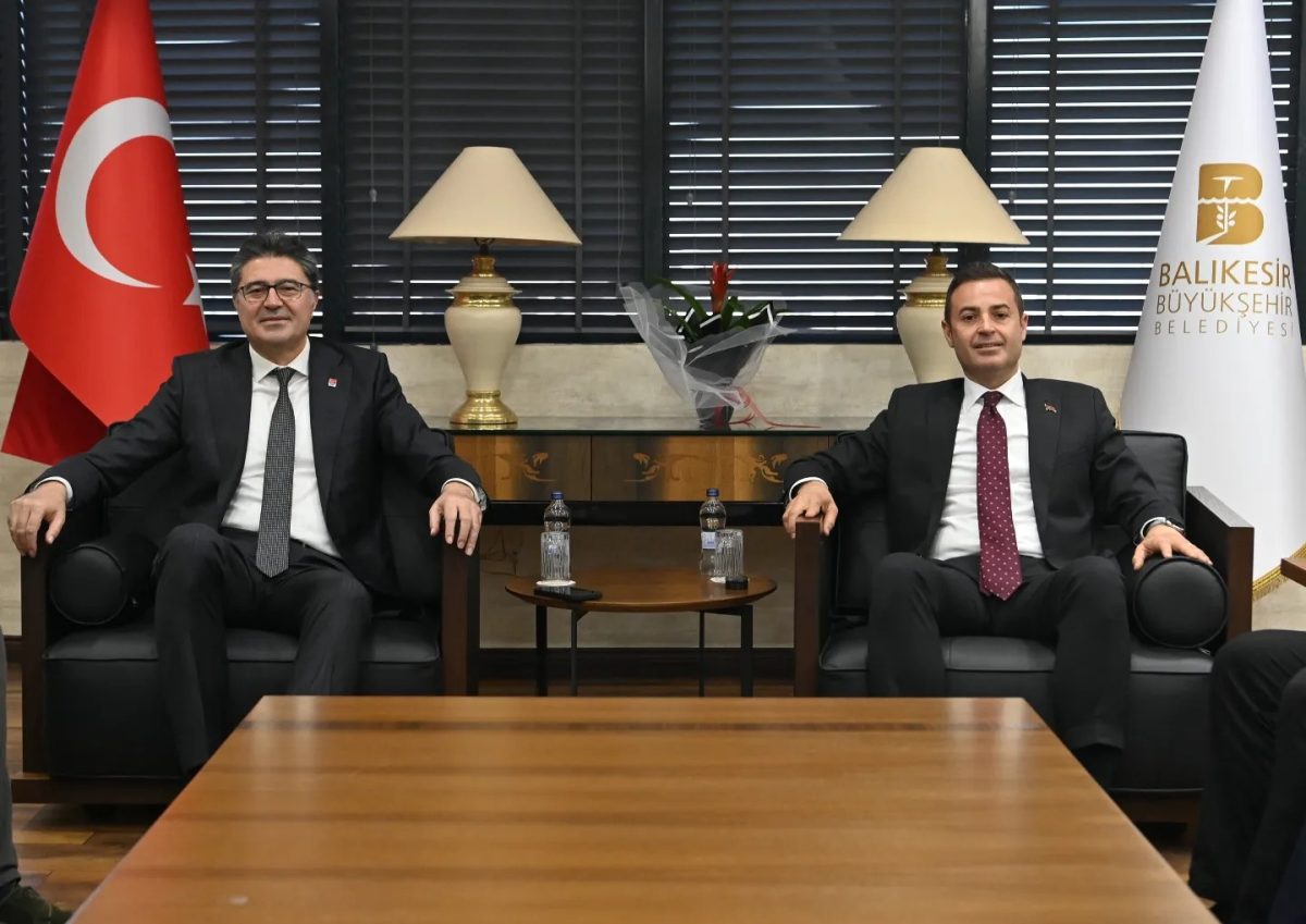 CHP Genel Başkan Yardımcısı Ensar Aytekin'den Ahmet Akın'a ziyaret