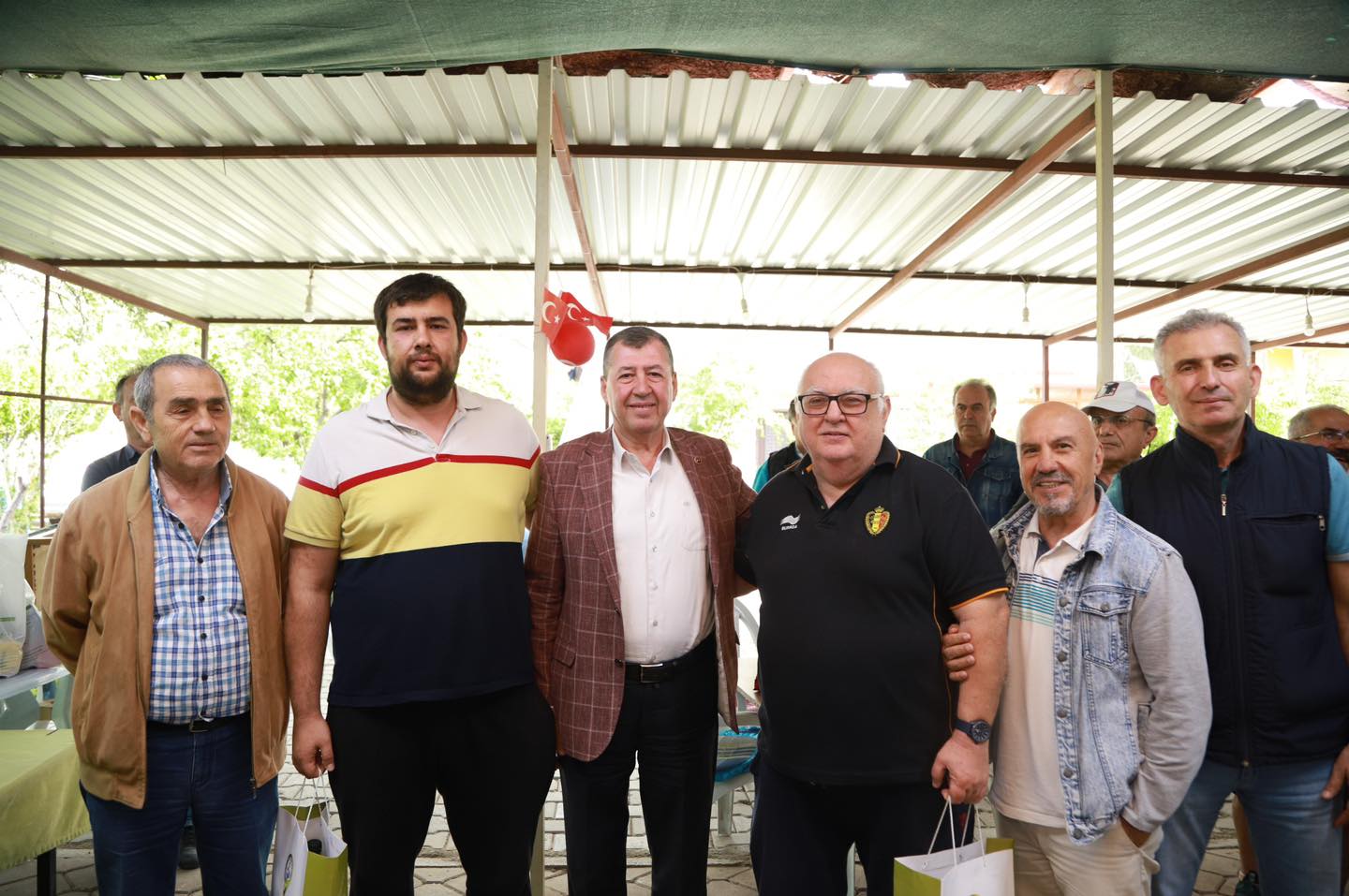Burhaniye Belediyesi Egemenlik Kupası Briç Turnuvası düzenlendi