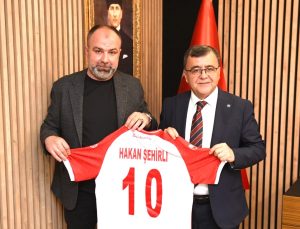 Balıkesirspor yönetiminden Altıeylül Belediye Başkanı Şehirli'ye ziyaret