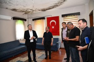 Karesi Belediye Başkanı Mesut Akbıyık'tan Kabakdere çıkarması