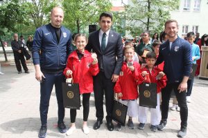 Manyas Belediyesporlu 2 karateci, Minikler Balkan Şampiyonası'na katılmaya hak kazandı