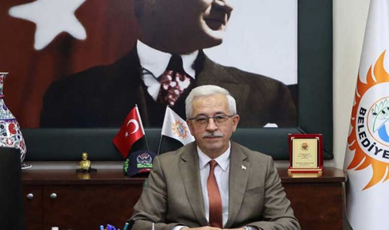 Erdek Belediye Başkanı Burhan Karışık, Ramazan Bayramı dolayısıyla bir mesaj yayınladı