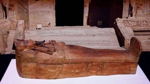 Mısır, Firavun 2. Ramses'in çalınan 3 bin 400 yıllık heykelini geri aldı