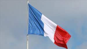 Fransa, İran'ın İsrail'e hava saldırısını kınadı