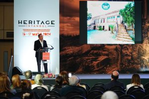 Mesut Ergin, Uluslararası Konferansta Ayvalık'ın UNESCO Dünya Mirası Süreci’ni anlattı