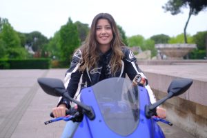 Balıkesir'de üniversiteli kadın motosikletçi cesaretiyle hemcinslerine örnek oluyor